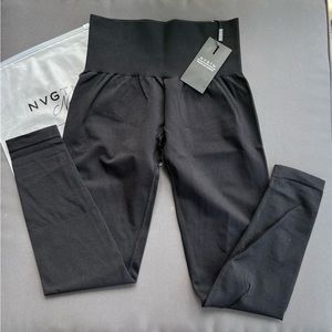 Nvgtn solid leggings